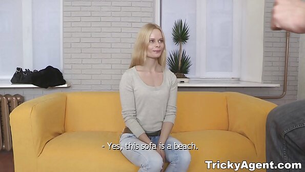 Alessandra Jane sprak nederlandse gratis porno Keiran Lee om haar anus op violet sofa te neuken
