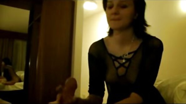 Selvaggia's kont wordt geboord met een harde nederlandse amateur sex filmpjes pik